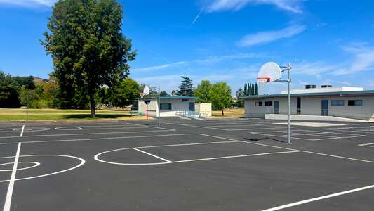 Knolls Elementary School Outdoor Basketball Courts in Simi Valley
