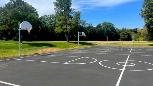 Knolls Elementary School Outdoor Basketball Courts in Simi Valley