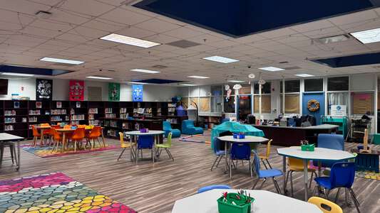 Westview Elementary School Media Center in Goose Creek