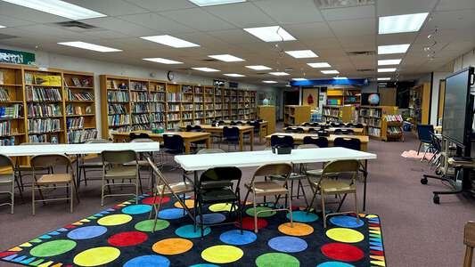 Buckner Performing Arts and Science Magnet Elementary School Library in Wichita 2