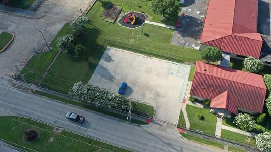 Shirley Johnson/Gretna Park Elementary School Parking Lot - Front in Gretna 3