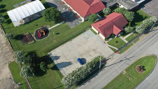 Shirley Johnson/Gretna Park Elementary School Parking Lot - Front in Gretna 4