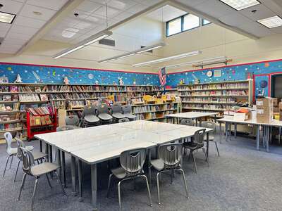 Roeding Elementary School Library in Fresno