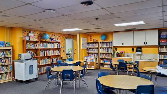 Green Elementary School Library in San Diego