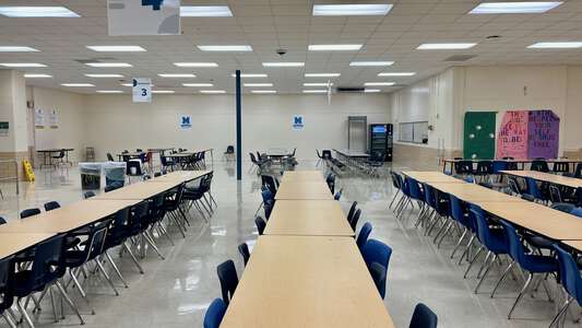 William Monnig Middle School Cafeteria in Fort Worth