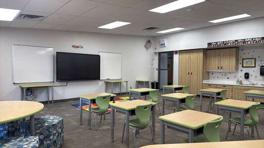 Desert View Elementary School Classroom Standard in Rock Springs 4