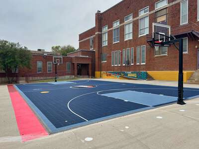 Paul L Dunbar Learning Center Outdoor Basketball Courts in Dallas 2