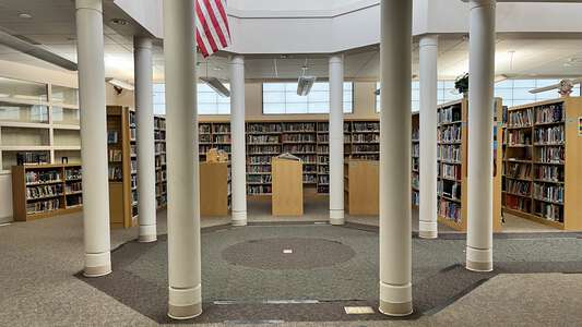 Wy'east Middle School Library in Hood River