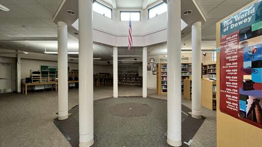 Wy'east Middle School Library in Hood River