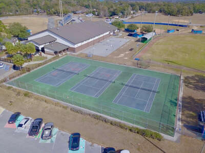 Keystone Heights Junior Senior High School Tennis Courts in Keystone Heights