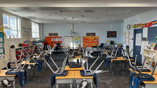 Ronzone - Bertha Elementary School Classroom Standard in Las Vegas