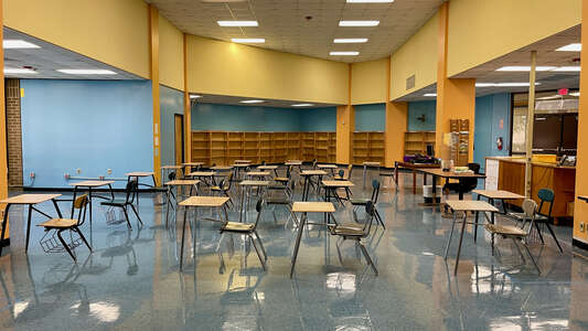 Holland Middle School Library in Houston