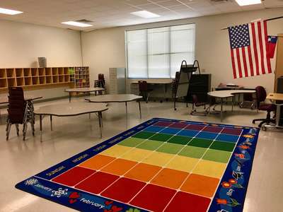 Alma Brewer Strawn Elementary School Classroom Standard in Dale