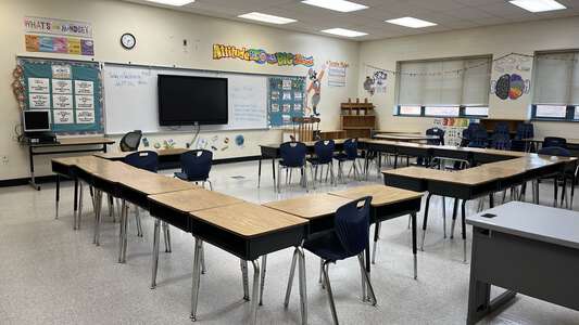 Crown Point Elementary School Classroom Standard in Matthews 4