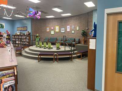 College Park Elementary School Media Center in Ladson