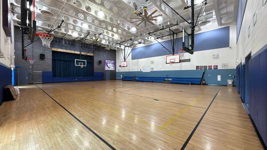 Shields - James Shields Middle School Gym in Chicago 4