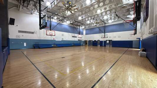 Shields - James Shields Middle School Gym in Chicago 5