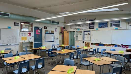 Bear Creek High School Classroom Standard in Stockton