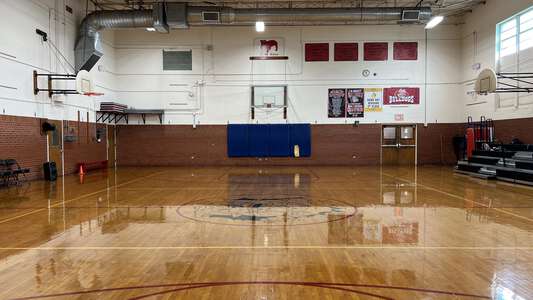 Daggett Middle School Gym in Fort Worht 2