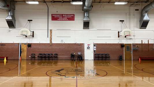 Daggett Middle School Gym in Fort Worht 3