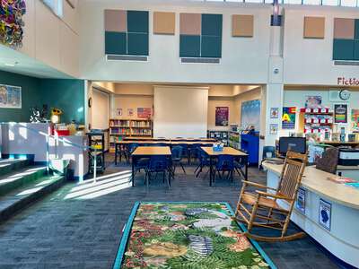 Thompson - Sandra Lee Elementary School Library in Las Vegas