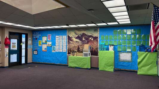 Oak Grove Elementary School Classroom Standard in Aliso Viejo