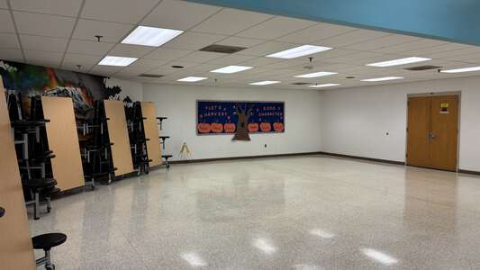 Glenwood Elementary School Cafeteria in Virginia Beach