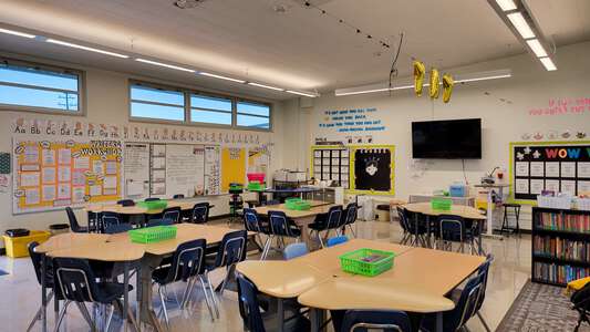 Carr Elementary School Classroom Standard in Torrance 2