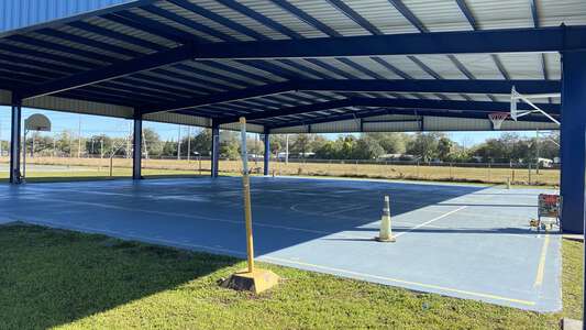 Gibsonton Elementary School (1601) Outdoor Basketball Courts in Gibsonton