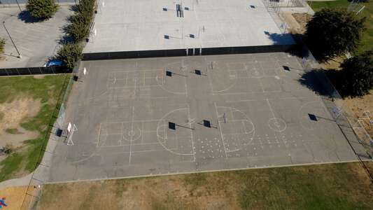 Mulcahy Middle School Outdoor Basketball Courts 1 in Tulare 2