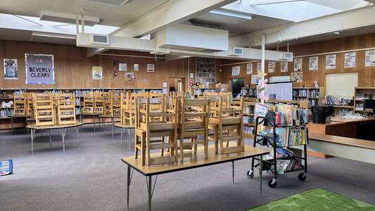 Belshaw Elementary School Library in Antioch