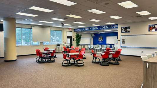 Peachtree Ridge High School Media Center (1.228) in Suwanee