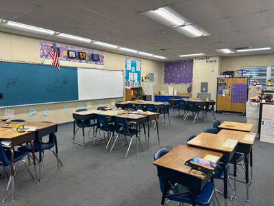 Sierra Enterprise Elementary School Classroom Standard in Sacramento 4