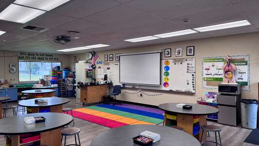 Woodland Elementary School (K-2) Science Lab in Costa Mesa