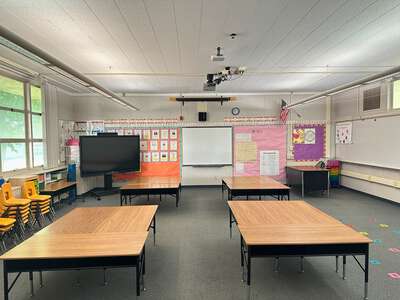 Wilson Elementary School Classroom Standard in Fresno 2