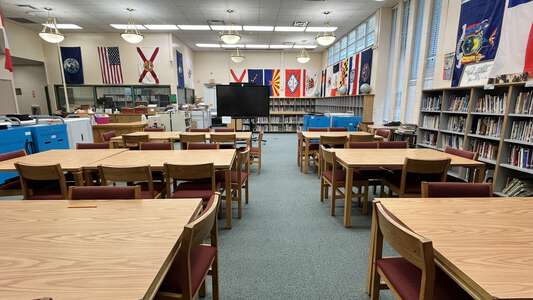 Central Riverside Elementary School Library (3 hr min) in Jacksonville 2
