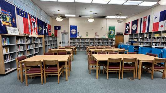 Central Riverside Elementary School Library (3 hr min) in Jacksonville 3