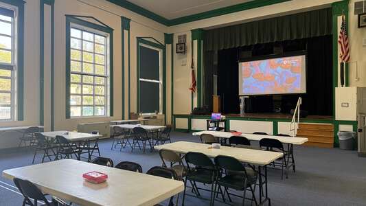 South Hi Mount Elementary School Auditorium in Fort Worth