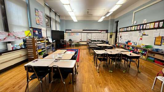 Murphy - John B Murphy Elementary School Classroom Standard in Chicago 2