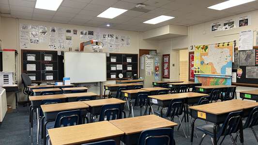 Daggett Middle School Classroom Standard in Fort Worht