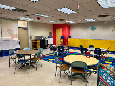 Villa Del Rey Creative Sciences and Arts Magnet School Library in Baton Rouge 4