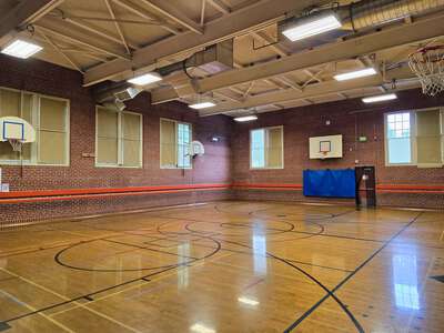 Ainsworth K-5 School Gym in Portland