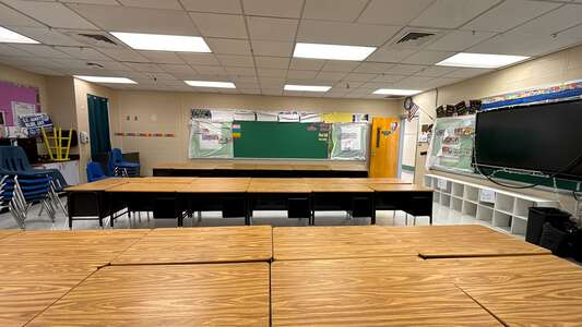 CT Janet Elementary School Classroom Standard in Marrero 2