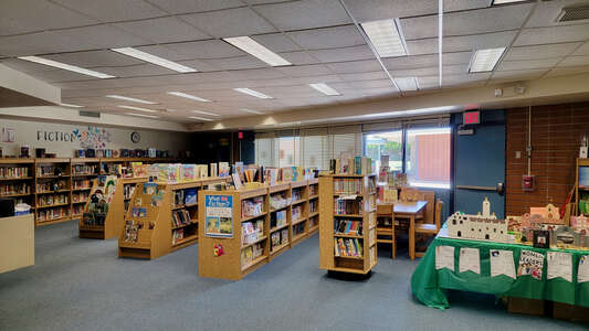 Eastbluff Elementary School (K-6) Library in Newport Beach