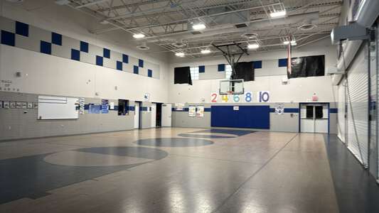 Robert R. Rojas Elementary School Gym - Auxiliary in Socorro 2