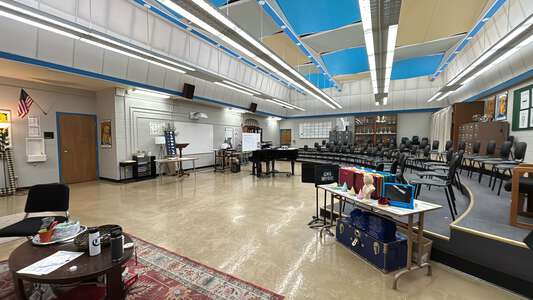 Churchill High School Choir (D13) in Eugene