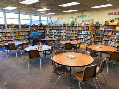 Del Rosa Elementary School Library in San Bernardino