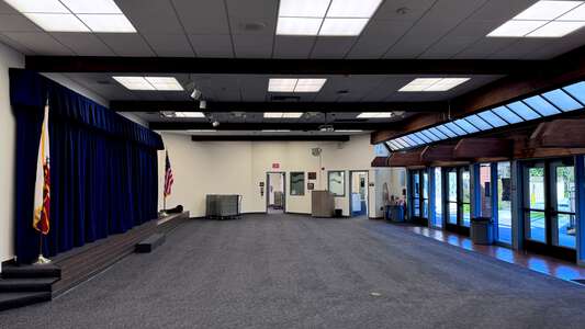 Eastshore Elementary School Multi Purpose Room in Irvine