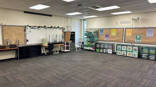 Caraway Elementary School Classroom Standard in Austin