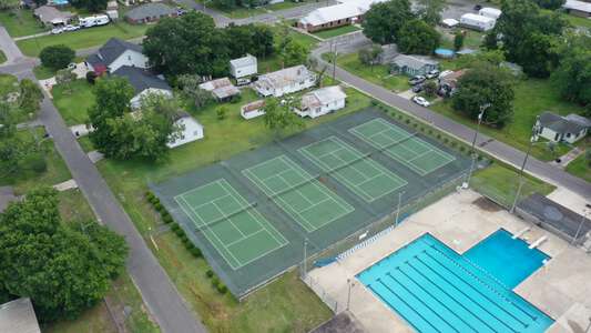 Baldwin Middle-High School Tennis Courts (3hr min) in Jacksonville